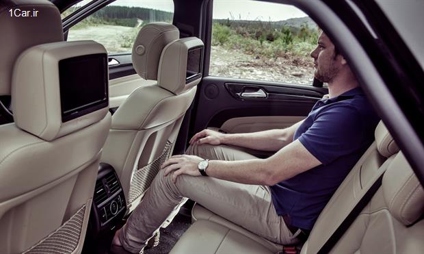 مرسدس بنز ML350 Blue Tec مدل 2014 شاسیبلندهای لوکس در مقابل یکدیگر